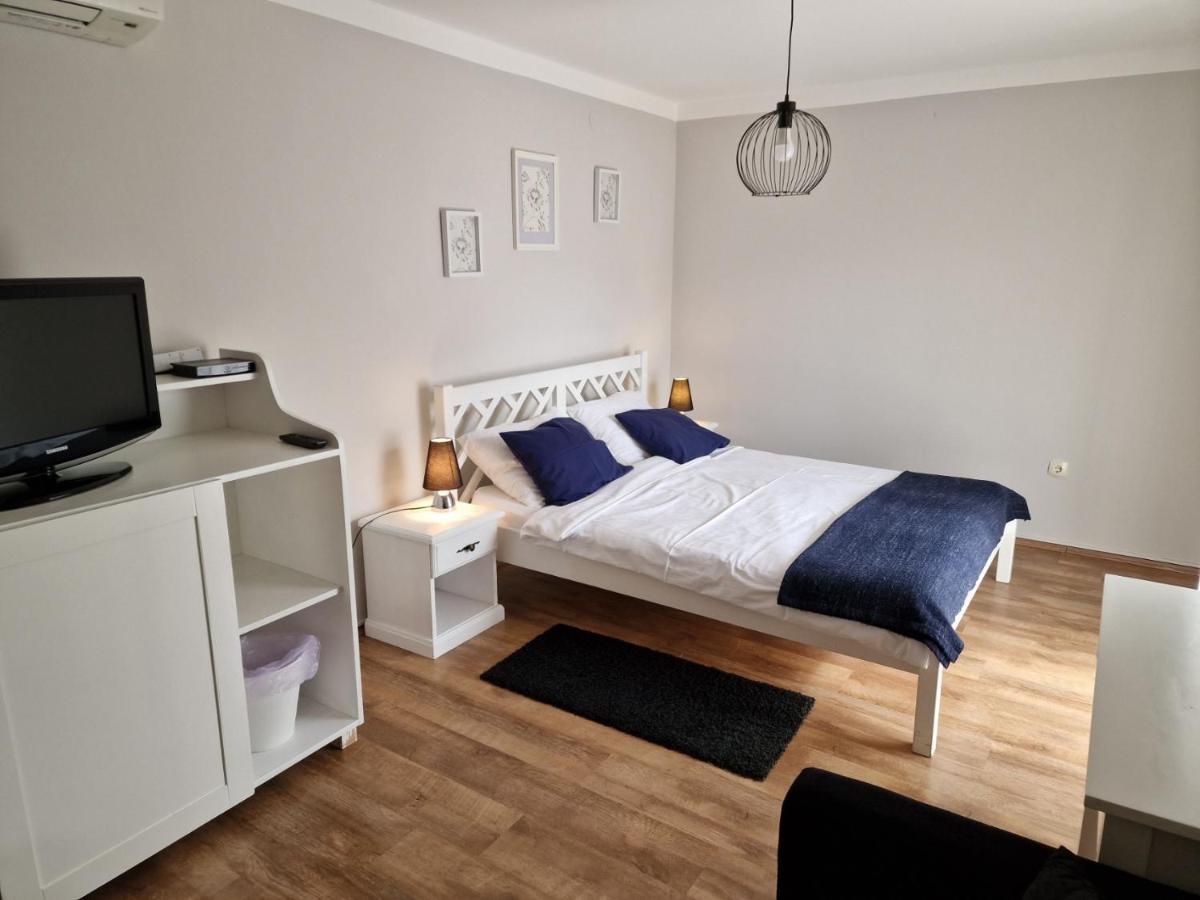 Guesthouse Barica Crikvenica Habitación foto